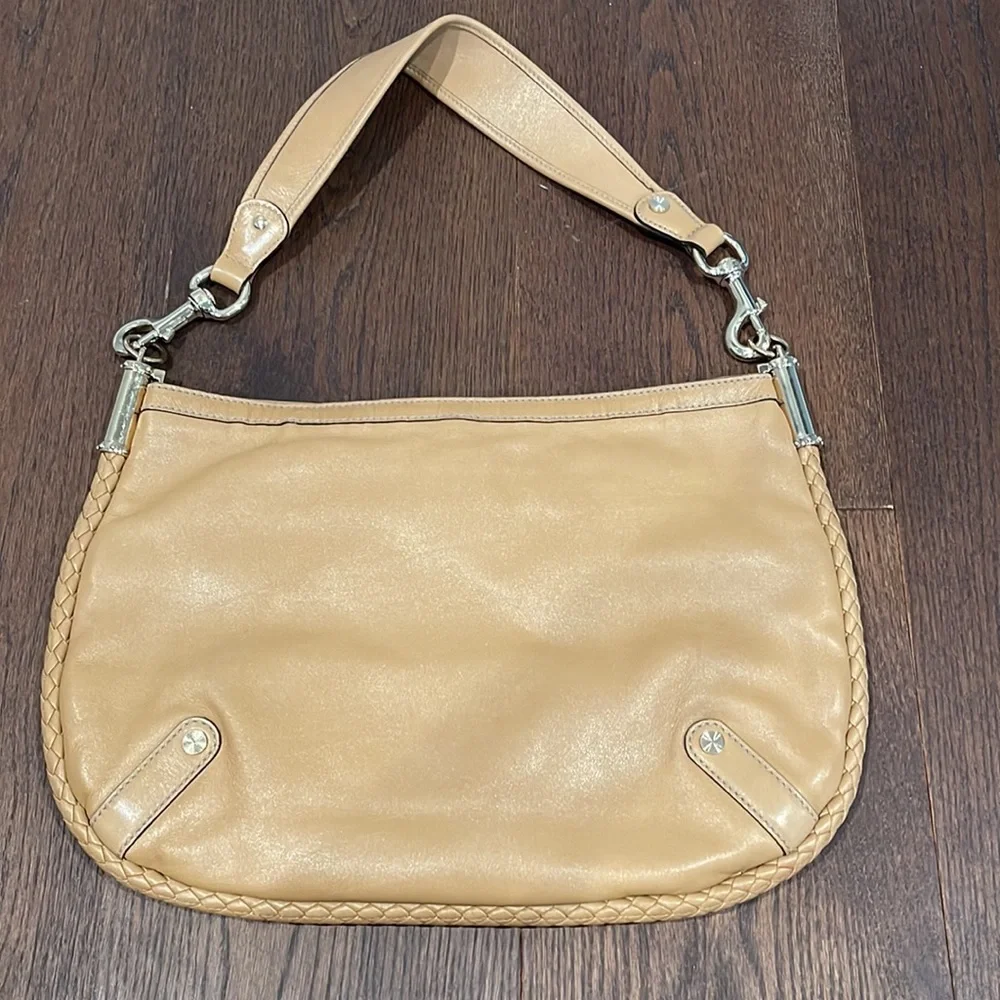 Gucci Tan Leather Hobo - Picture 4 of 12